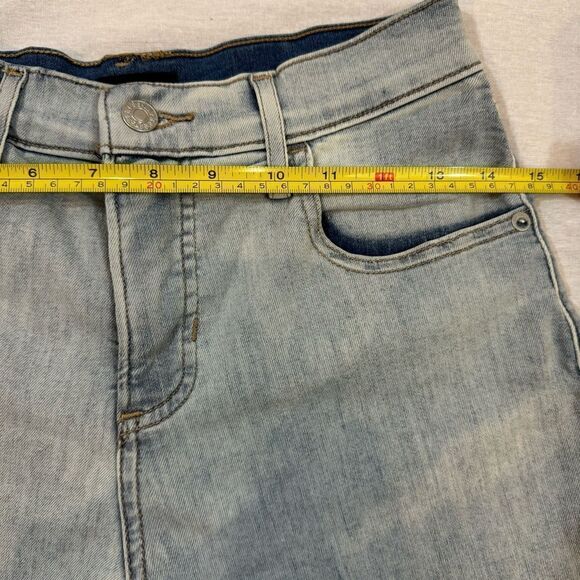 EXPRESS Women’s High Rise Hyper Stretch Light Blue Washed Out Denim Shortie Sz 6 - Picture 9 of 9